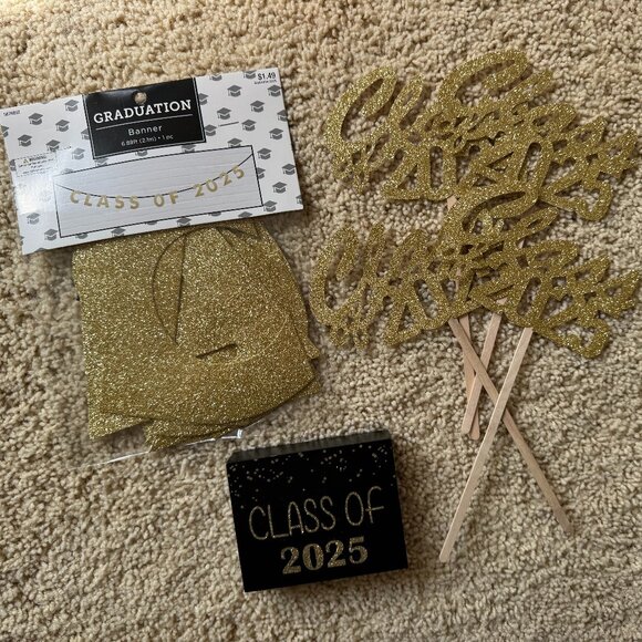 Class of 2025 Decor - Picture 1 of 1
